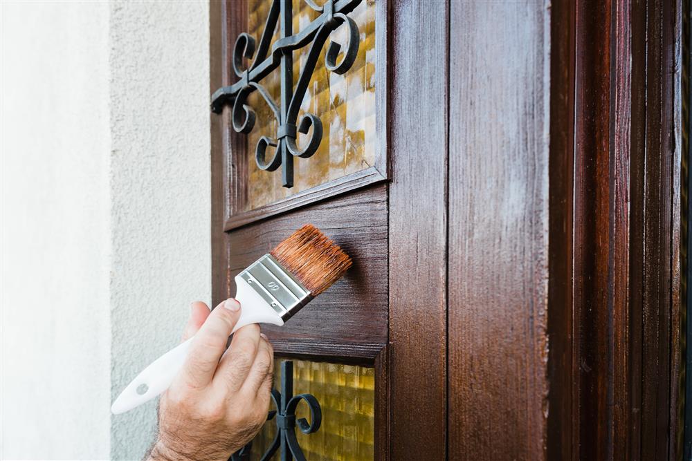 How to Finish Exterior Doors in South Africa