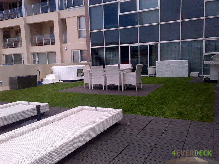 Grey DIY Decking Tile (Price is for a single 300mm X 300mm Tile)