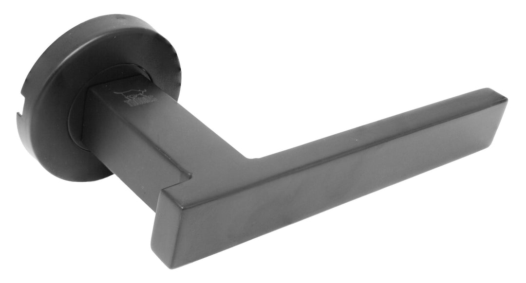 Taurus T031 matt black lever door handle on round rose
